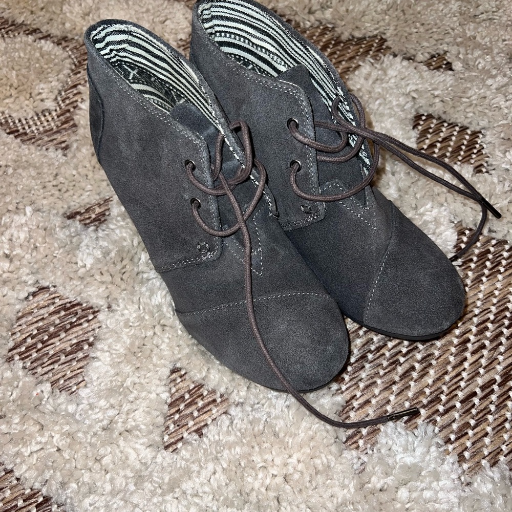TOMS wedged velvet booties